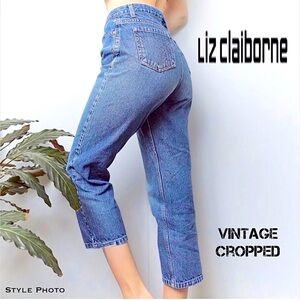 W31/32 L25 LIZ CLAIBORNE High Rise Relaxed Fit Cropped Jeans